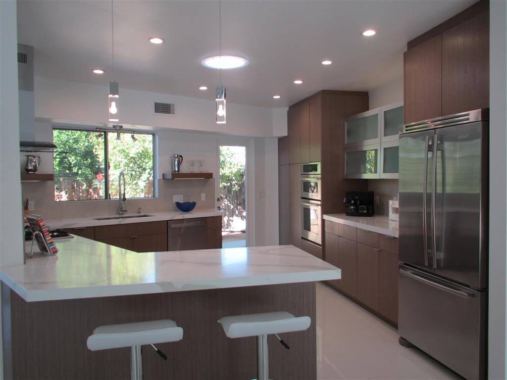 SL920 Kitchen 2
